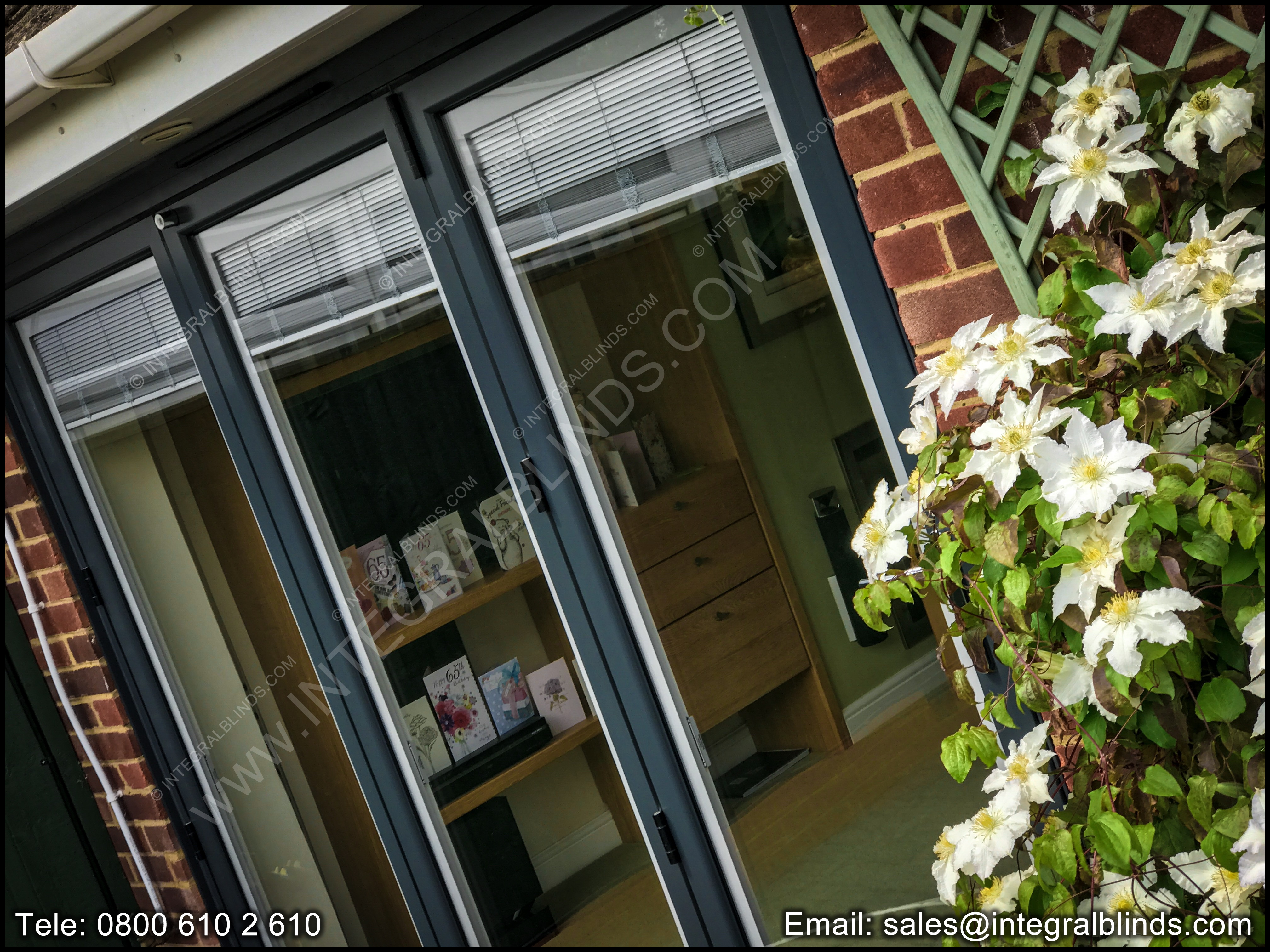 Reynaers Bifold doors with Integral Blinds in Basingstoke